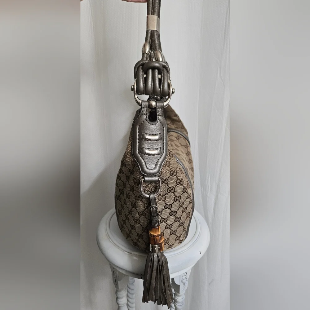 GUC Authentic Gucci GG Beige/ Gray Canvas Techno Horsebit Hobo Handbag - Picture 12 of 16